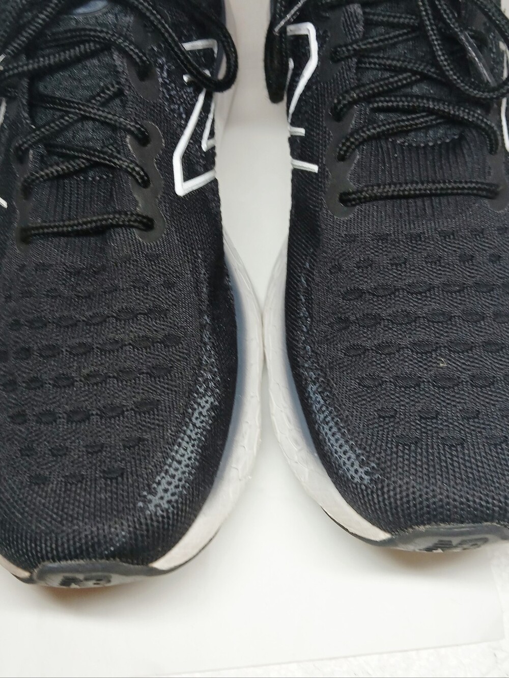 New Balance Fresh Foam 1080 Men's Size 12 Black White Running Shoes Sneakers - Picture 12 of 16